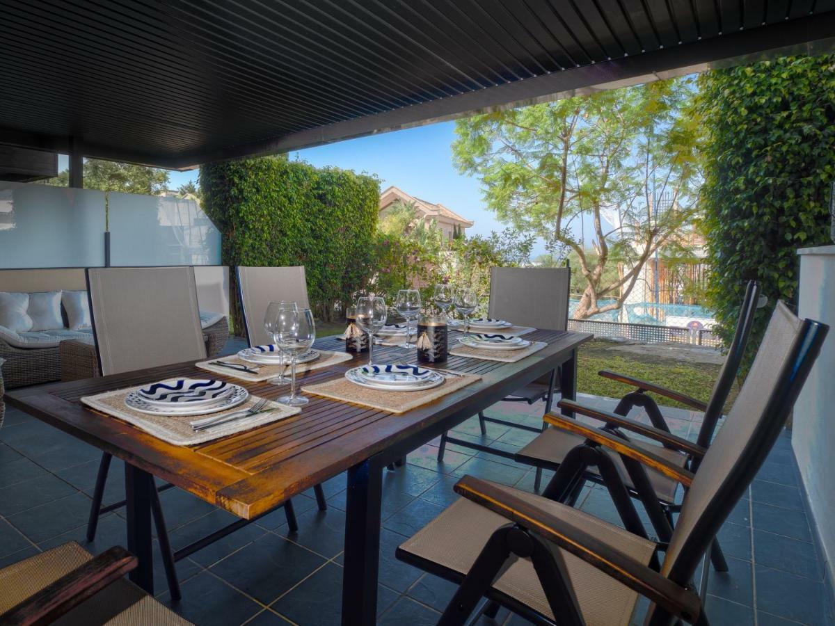 Amazing Two Bedroom Apartment In Los Flamingos, Marbella Estepona Exterior photo